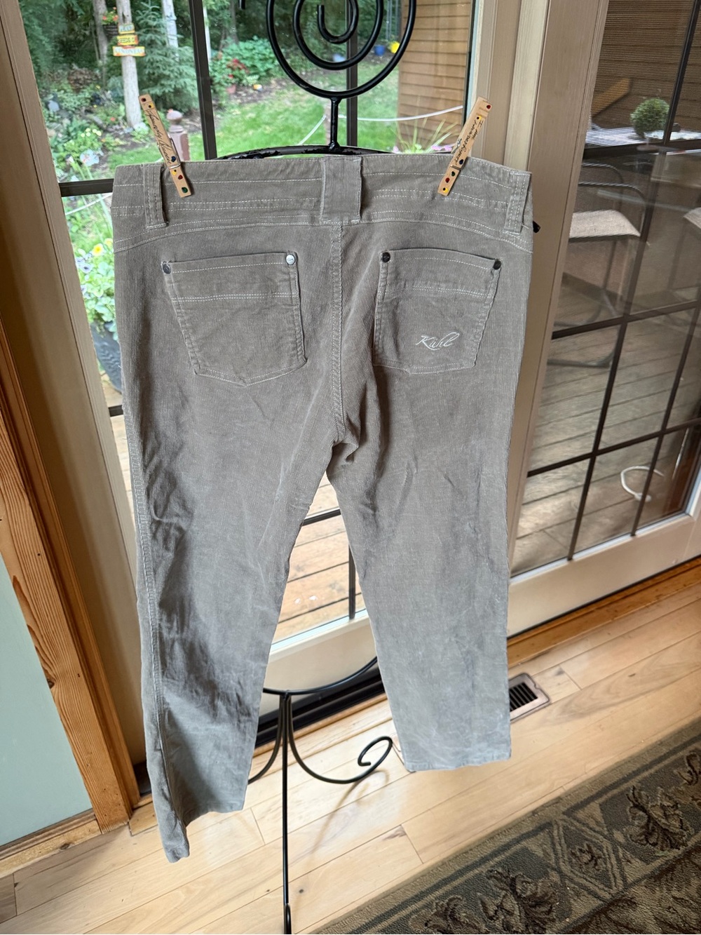 Kuhl Kory Drawstring Light Gray Corduroy Outdooor Hiking Sz 6S Pants - Picture 4 of 13
